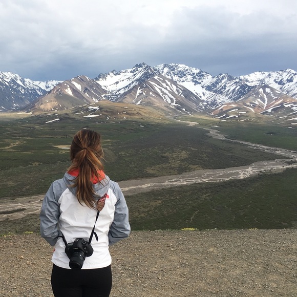 Meet your Posher, Sarah - Picture 2 of 4